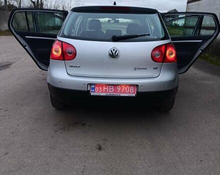Серый Фольксваген Гольф, объемом двигателя 1.6 л и пробегом 256 тыс. км за 5650 $, фото 6 на Automoto.ua