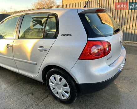 Серый Фольксваген Гольф, объемом двигателя 1.4 л и пробегом 183 тыс. км за 5400 $, фото 29 на Automoto.ua