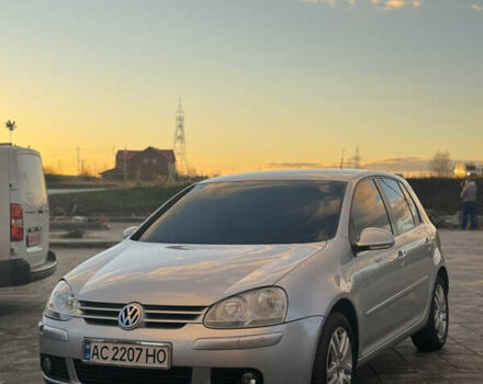 Серый Фольксваген Гольф, объемом двигателя 1.4 л и пробегом 289 тыс. км за 5000 $, фото 2 на Automoto.ua