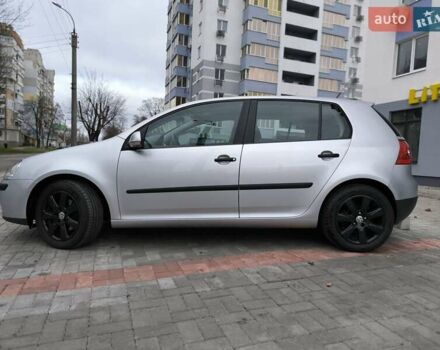 Серый Фольксваген Гольф, объемом двигателя 1.6 л и пробегом 208 тыс. км за 5700 $, фото 11 на Automoto.ua