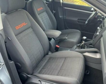 Серый Фольксваген Гольф, объемом двигателя 1.4 л и пробегом 260 тыс. км за 5900 $, фото 14 на Automoto.ua