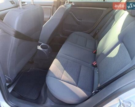 Сірий Фольксваген Гольф, об'ємом двигуна 1.6 л та пробігом 210 тис. км за 5599 $, фото 29 на Automoto.ua