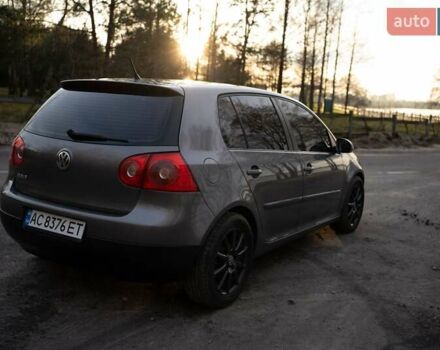 Серый Фольксваген Гольф, объемом двигателя 1.6 л и пробегом 240 тыс. км за 5700 $, фото 4 на Automoto.ua