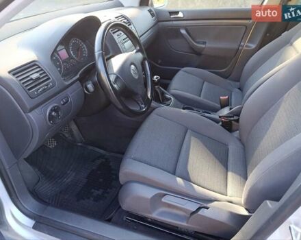 Сірий Фольксваген Гольф, об'ємом двигуна 1.6 л та пробігом 210 тис. км за 5599 $, фото 19 на Automoto.ua