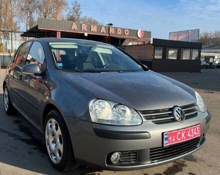 Серый Фольксваген Гольф, объемом двигателя 1.6 л и пробегом 235 тыс. км за 6500 $, фото 4 на Automoto.ua