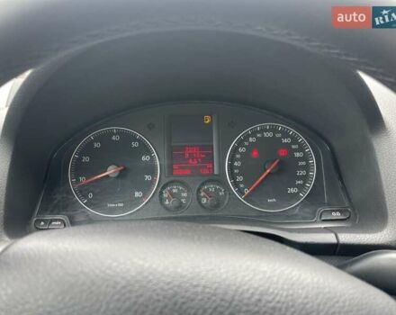 Серый Фольксваген Гольф, объемом двигателя 1.6 л и пробегом 262 тыс. км за 6950 $, фото 4 на Automoto.ua