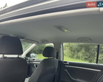 Серый Фольксваген Гольф, объемом двигателя 1.6 л и пробегом 220 тыс. км за 5250 $, фото 34 на Automoto.ua