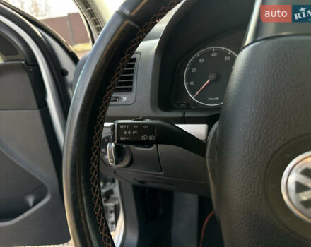 Серый Фольксваген Гольф, объемом двигателя 1.6 л и пробегом 235 тыс. км за 5100 $, фото 27 на Automoto.ua