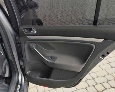 Сірий Фольксваген Гольф, об'ємом двигуна 1.6 л та пробігом 309 тис. км за 5700 $, фото 20 на Automoto.ua