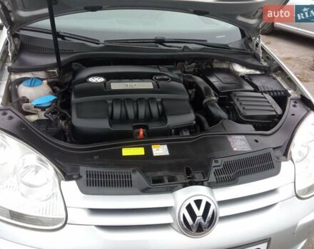 Серый Фольксваген Гольф, объемом двигателя 1.6 л и пробегом 260 тыс. км за 5500 $, фото 12 на Automoto.ua