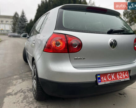 Серый Фольксваген Гольф, объемом двигателя 1.6 л и пробегом 216 тыс. км за 5750 $, фото 10 на Automoto.ua