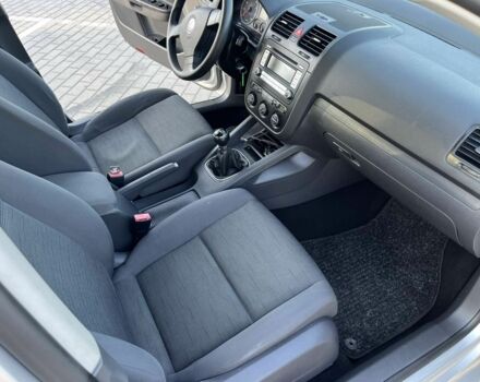 Серый Фольксваген Гольф, объемом двигателя 1.4 л и пробегом 179 тыс. км за 5600 $, фото 2 на Automoto.ua