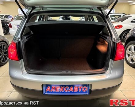 Серый Фольксваген Гольф, объемом двигателя 1.6 л и пробегом 187 тыс. км за 6500 $, фото 5 на Automoto.ua