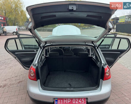 Сірий Фольксваген Гольф, об'ємом двигуна 1.6 л та пробігом 179 тис. км за 6899 $, фото 18 на Automoto.ua