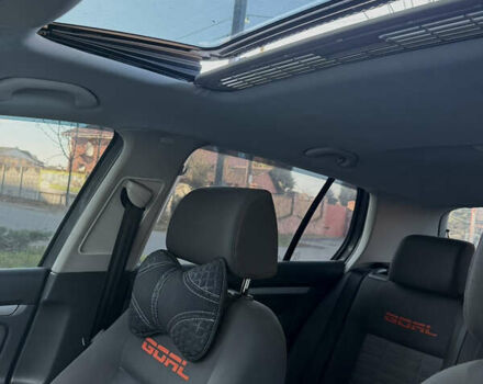 Серый Фольксваген Гольф, объемом двигателя 1.6 л и пробегом 232 тыс. км за 5900 $, фото 4 на Automoto.ua