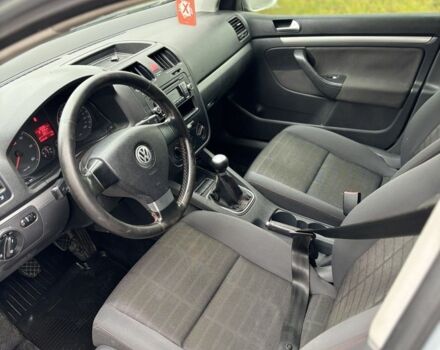 Серый Фольксваген Гольф, объемом двигателя 1.9 л и пробегом 300 тыс. км за 2400 $, фото 6 на Automoto.ua