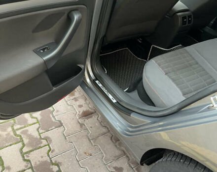 Серый Фольксваген Гольф, объемом двигателя 1.6 л и пробегом 220 тыс. км за 6300 $, фото 10 на Automoto.ua