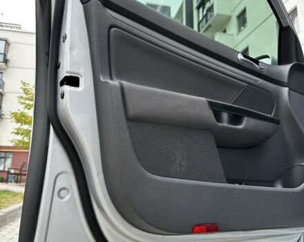 Сірий Фольксваген Гольф, об'ємом двигуна 1.6 л та пробігом 225 тис. км за 5700 $, фото 16 на Automoto.ua