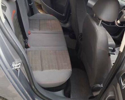 Фольксваген Гольф 2006 в Виннице на Automoto.ua Серый Фольксваген Гольф, объемом двигателя 1.6 л и пробегом 308 тыс. км за 5700 $, фото 10 на Automoto.ua