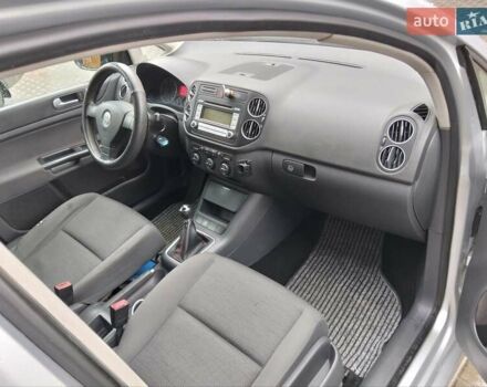 Сірий Фольксваген Гольф, об'ємом двигуна 1.9 л та пробігом 240 тис. км за 5950 $, фото 4 на Automoto.ua