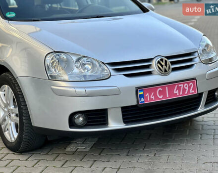 Сірий Фольксваген Гольф, об'ємом двигуна 1.4 л та пробігом 185 тис. км за 6450 $, фото 34 на Automoto.ua