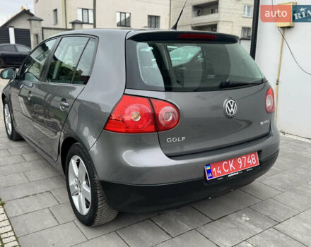 Сірий Фольксваген Гольф, об'ємом двигуна 1.6 л та пробігом 229 тис. км за 4750 $, фото 5 на Automoto.ua