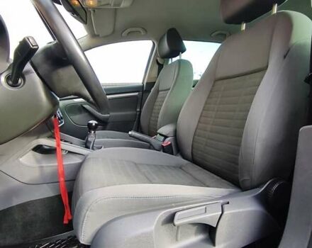 Серый Фольксваген Гольф, объемом двигателя 1.4 л и пробегом 221 тыс. км за 5600 $, фото 30 на Automoto.ua