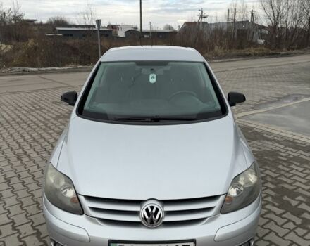 Серый Фольксваген Гольф, объемом двигателя 1.6 л и пробегом 220 тыс. км за 4700 $, фото 4 на Automoto.ua