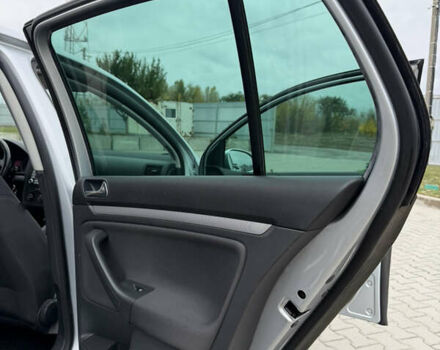 Серый Фольксваген Гольф, объемом двигателя 1.6 л и пробегом 212 тыс. км за 6450 $, фото 32 на Automoto.ua