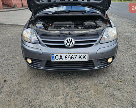 Серый Фольксваген Гольф, объемом двигателя 1.39 л и пробегом 270 тыс. км за 6000 $, фото 21 на Automoto.ua