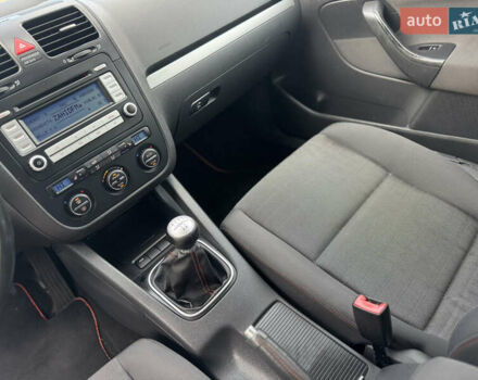 Серый Фольксваген Гольф, объемом двигателя 1.4 л и пробегом 169 тыс. км за 5700 $, фото 49 на Automoto.ua