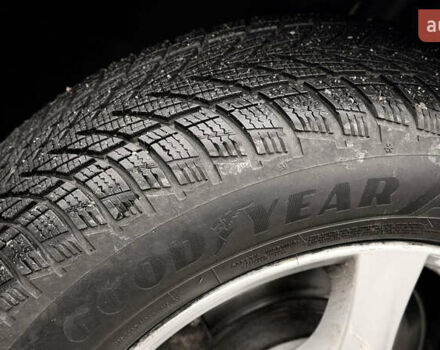 Серый Фольксваген Гольф, объемом двигателя 1.4 л и пробегом 239 тыс. км за 5150 $, фото 38 на Automoto.ua