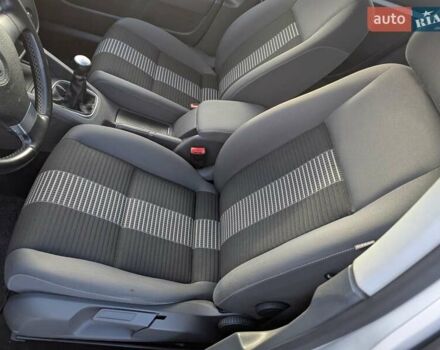 Серый Фольксваген Гольф, объемом двигателя 1.6 л и пробегом 244 тыс. км за 5950 $, фото 29 на Automoto.ua