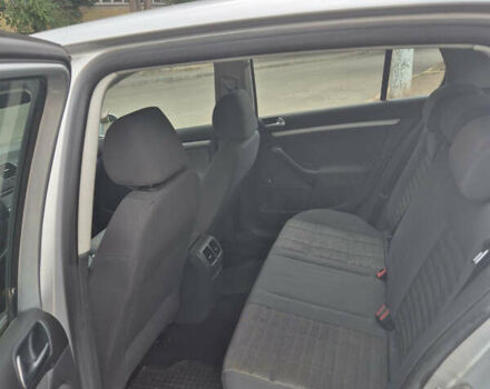 Сірий Фольксваген Гольф, об'ємом двигуна 1.4 л та пробігом 203 тис. км за 5750 $, фото 6 на Automoto.ua