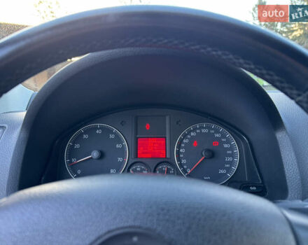 Серый Фольксваген Гольф, объемом двигателя 1.6 л и пробегом 240 тыс. км за 5850 $, фото 25 на Automoto.ua