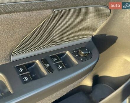 Серый Фольксваген Гольф, объемом двигателя 1.6 л и пробегом 211 тыс. км за 6299 $, фото 28 на Automoto.ua