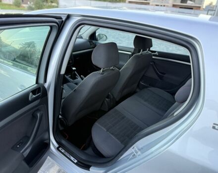 Серый Фольксваген Гольф, объемом двигателя 1.4 л и пробегом 175 тыс. км за 5700 $, фото 20 на Automoto.ua