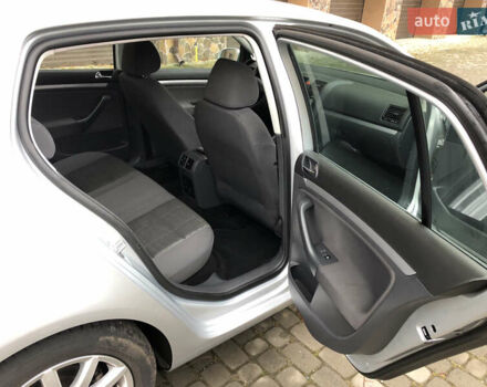Сірий Фольксваген Гольф, об'ємом двигуна 1.6 л та пробігом 256 тис. км за 5999 $, фото 8 на Automoto.ua