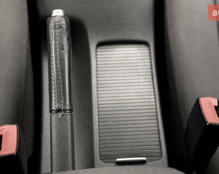 Серый Фольксваген Гольф, объемом двигателя 1.4 л и пробегом 239 тыс. км за 5150 $, фото 19 на Automoto.ua