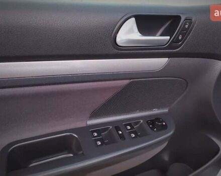 Серый Фольксваген Гольф, объемом двигателя 0 л и пробегом 200 тыс. км за 7100 $, фото 99 на Automoto.ua