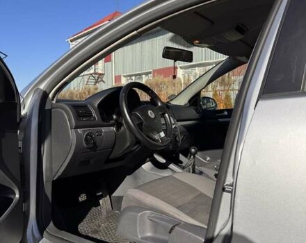 Серый Фольксваген Гольф, объемом двигателя 1.9 л и пробегом 410 тыс. км за 5800 $, фото 6 на Automoto.ua