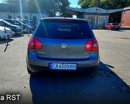 Серый Фольксваген Гольф, объемом двигателя 1.4 л и пробегом 262 тыс. км за 4650 $, фото 5 на Automoto.ua