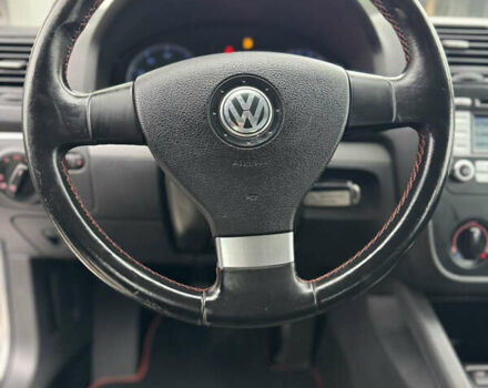 Сірий Фольксваген Гольф, об'ємом двигуна 1.6 л та пробігом 209 тис. км за 5999 $, фото 22 на Automoto.ua