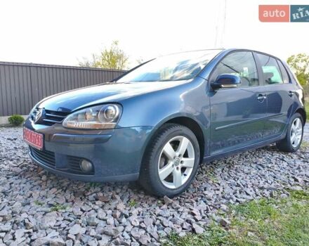 Серый Фольксваген Гольф, объемом двигателя 1.4 л и пробегом 221 тыс. км за 5600 $, фото 17 на Automoto.ua