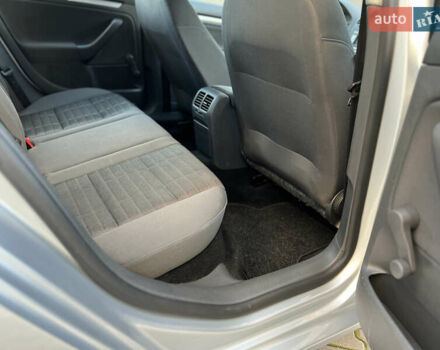 Сірий Фольксваген Гольф, об'ємом двигуна 1.4 л та пробігом 185 тис. км за 6450 $, фото 98 на Automoto.ua