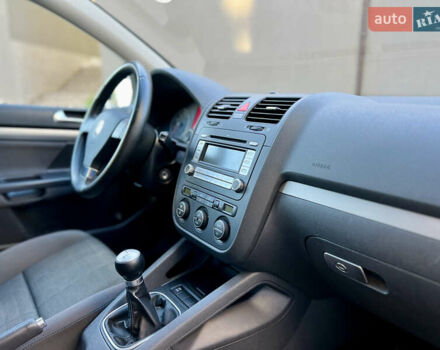 Сірий Фольксваген Гольф, об'ємом двигуна 1.4 л та пробігом 185 тис. км за 6450 $, фото 103 на Automoto.ua