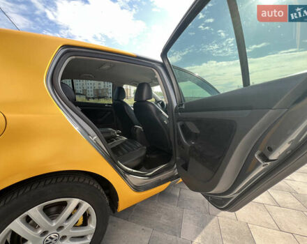 Сірий Фольксваген Гольф, об'ємом двигуна 1.97 л та пробігом 430 тис. км за 7200 $, фото 19 на Automoto.ua