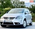 Серый Фольксваген Гольф, объемом двигателя 1.4 л и пробегом 280 тыс. км за 5500 $, фото 1 на Automoto.ua