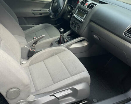 Фольксваген Гольф 2007 у Вінниці на Automoto.ua Сірий Фольксваген Гольф, об'ємом двигуна 1.6 л та пробігом 148 тис. км за 4999 $, фото 13 на Automoto.ua