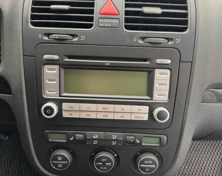 Серый Фольксваген Гольф, объемом двигателя 1.9 л и пробегом 298 тыс. км за 5600 $, фото 36 на Automoto.ua